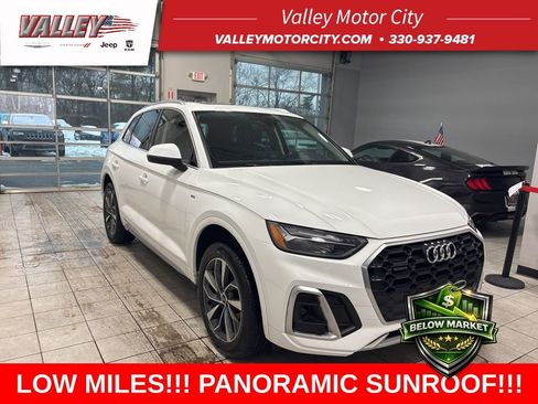 Used 2023 Audi Q5 2.0T Premium w/ Convenience Package image 1