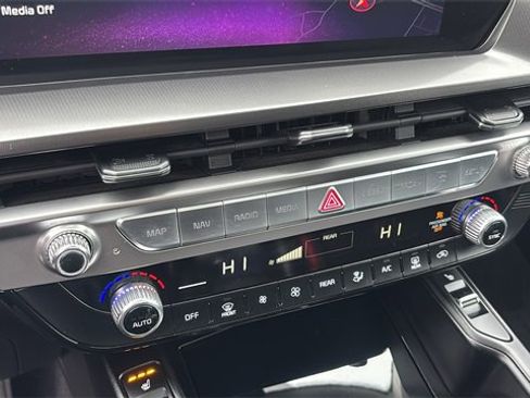 Used 2024 Kia Telluride S w/ S Sunroof Package image 20