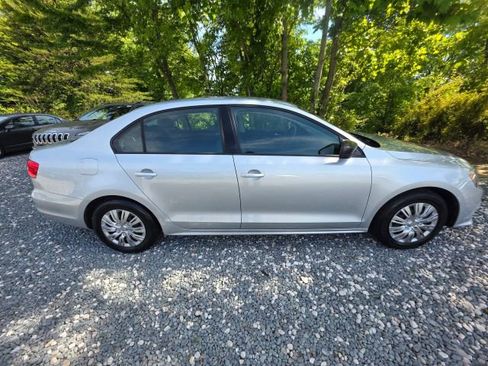 Used 2015 Volkswagen Jetta Sedan FWD image 4