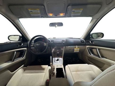 Used 2009 Subaru Outback 2.5i Special Edition AWD/4WD image 14