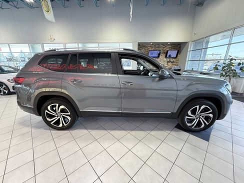 Used 2023 Volkswagen Atlas SEL image 8