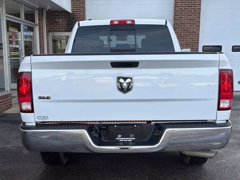 Used 2019 RAM 1500 Classic SLT image 8