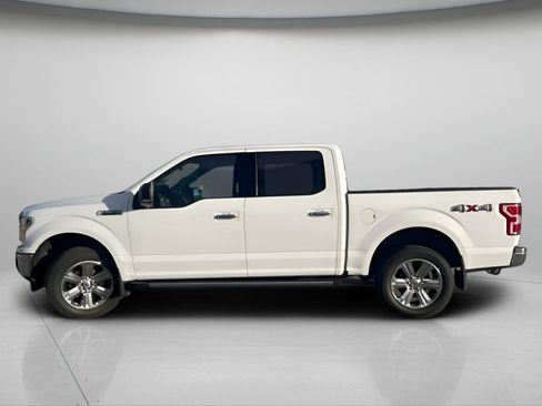 Used 2019 Ford F150 XLT w/ Equipment Group 302A Luxury AWD/4WD image 12