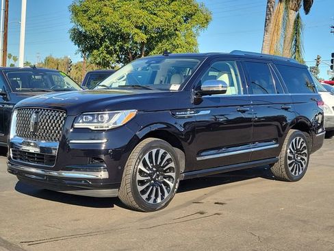 Used 2023 Lincoln Navigator Black Label image 30