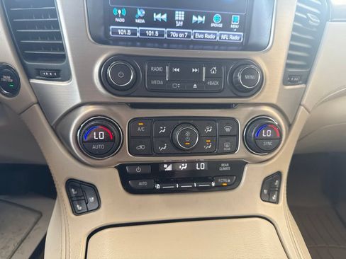 Used 2019 GMC Yukon Denali AWD/4WD image 24