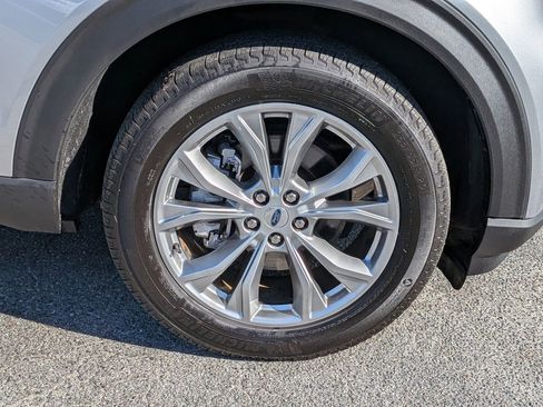 Certified 2023 Ford Explorer Limited image 12