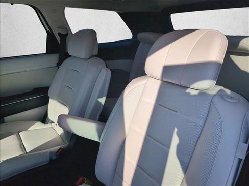 New 2026 Hyundai Palisade Calligraphy image 17