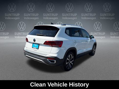 Used 2022 Volkswagen Taos SE FWD image 6