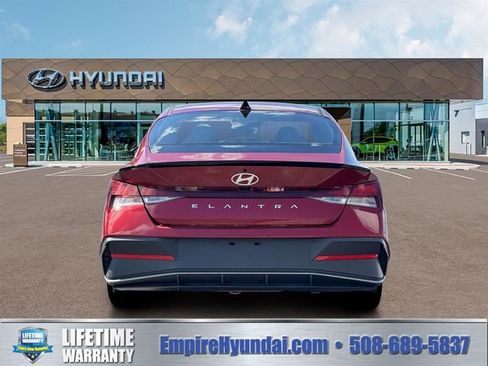 New 2026 Hyundai Elantra Sport image 6