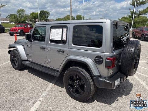 Used 2020 Jeep Wrangler Unlimited Sahara AWD/4WD image 20