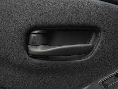 New 2026 Nissan Frontier SV image 8