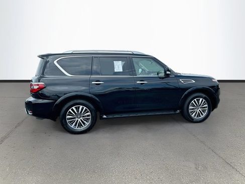 Used 2024 Nissan Armada SL w/ Captain's Chairs Package RWD image 30