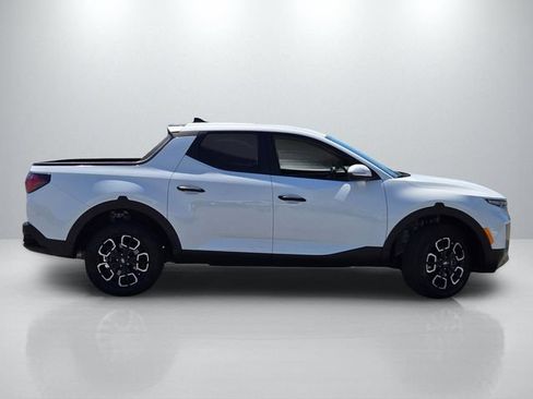 Used 2024 Hyundai Santa Cruz SEL FWD image 3