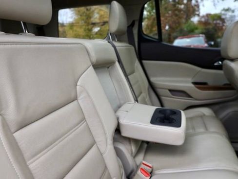 Used 2017 GMC Acadia Denali w/ Technology Package image 41