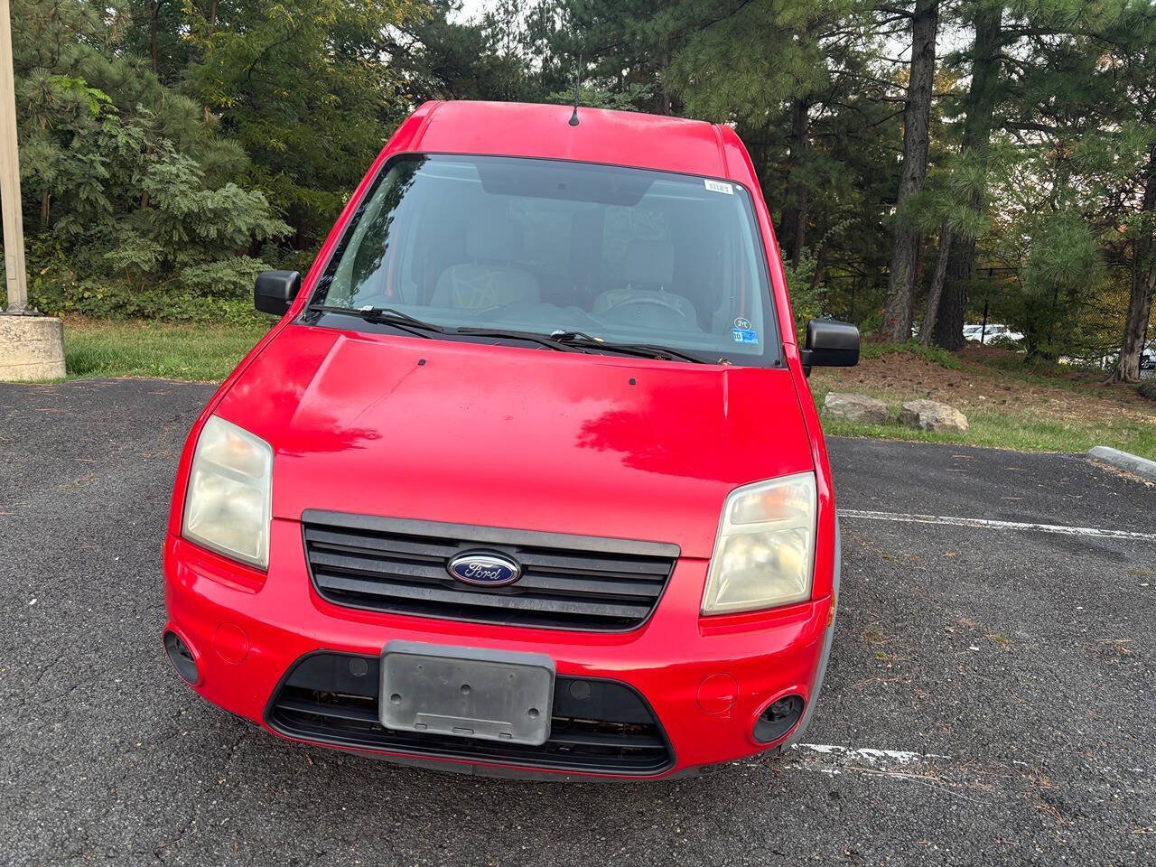 Used 2010 Ford Transit Connect XLT FWD image 2