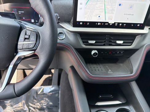 Used 2025 Ford Explorer ST-Line w/ Premium Package image 16