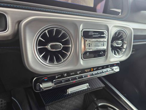 Certified 2025 Mercedes-Benz G 580 w/ EQ Technology image 30