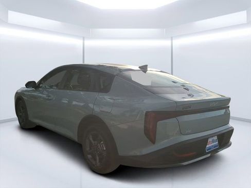 Used 2025 Kia K4 FWD image 5