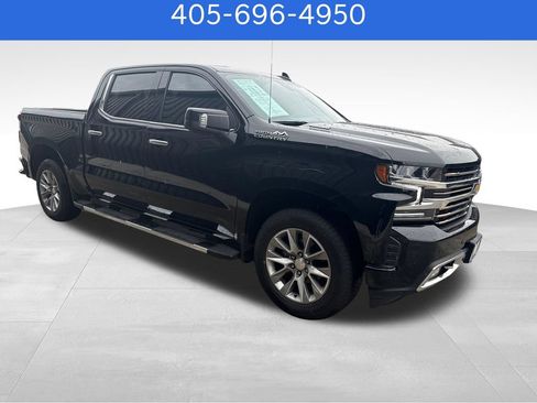 Used 2021 Chevrolet Silverado 1500 High Country w/ Technology Package AWD/4WD image 7