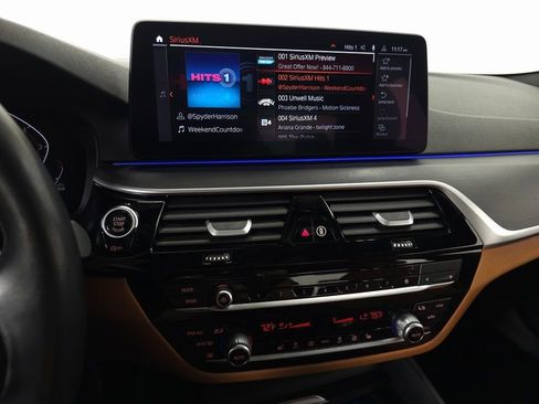 Used 2023 BMW 530i xDrive w/ Convenience Package image 22