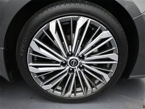 Used 2024 Nissan Altima 2.5 SL image 30