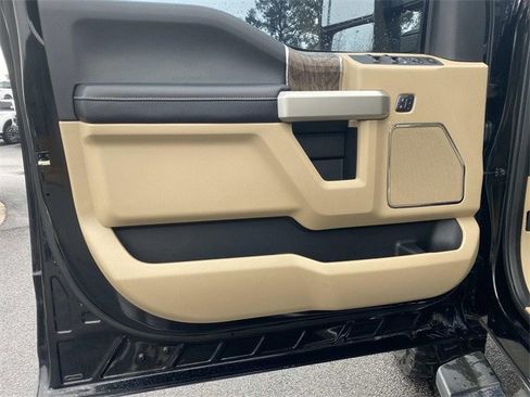 Certified 2017 Ford F250 Lariat w/ Lariat Ultimate Package image 53