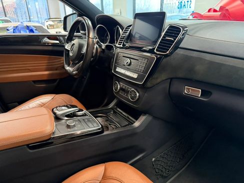 Used 2017 Mercedes-Benz GLE 43 AMG 4MATIC Coupe w/ Parking Assist Package image 41