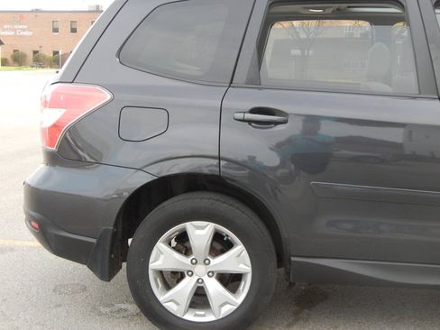 Used 2015 Subaru Forester 2.5i Premium w/ All-Weather Package AWD/4WD image 21