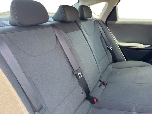 Used 2025 Kia K4 FWD image 18