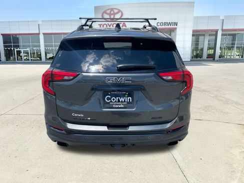 Used 2020 GMC Terrain SLT w/ Preferred Package AWD/4WD image 4