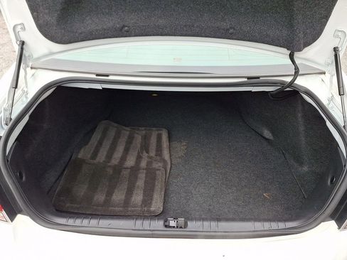 Used 2011 Chevrolet Impala LS image 27