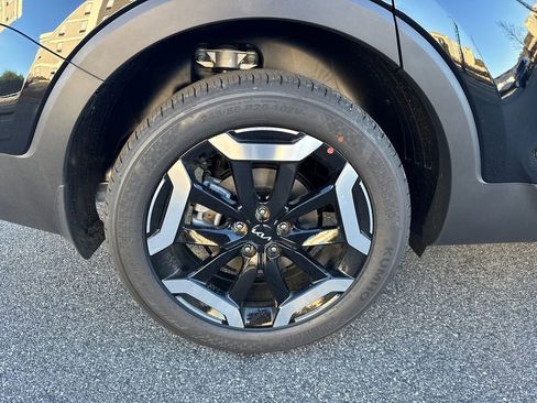 New 2025 Kia Telluride S image 17