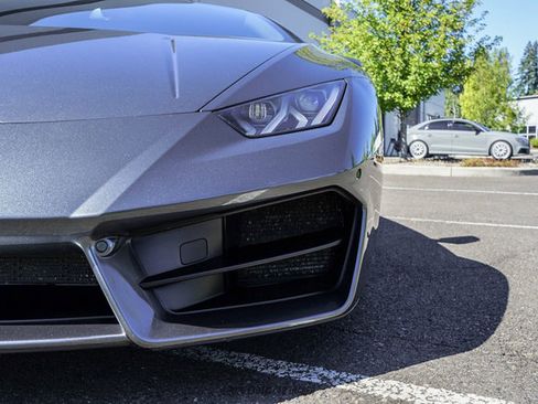 Used 2017 Lamborghini Huracan LP 580-2 RWD image 74