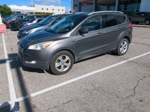 Used 2013 Ford Escape SE AWD/4WD image 2