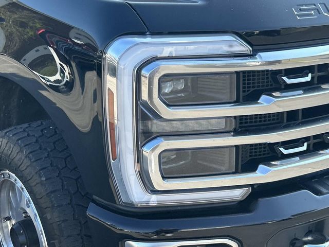 Used 2024 Ford F350 Platinum AWD/4WD image 4