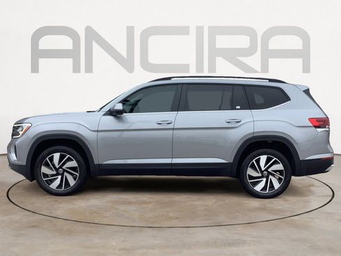 New 2025 Volkswagen Atlas SE FWD image 5
