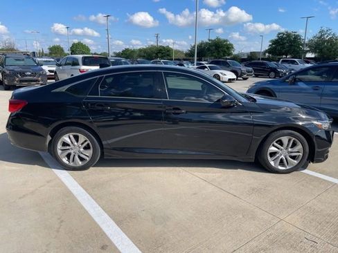 Used 2020 Honda Accord LX image 2