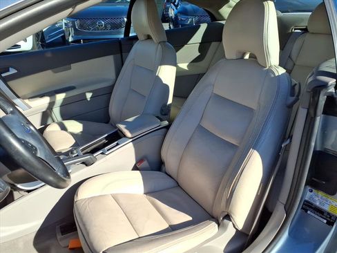 Used 2013 Volvo C70 T5 w/ Climate Pkg image 17