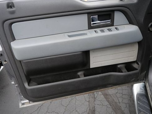 Used 2012 Ford F150 XLT w/ XLT Chrome Pkg AWD/4WD image 12