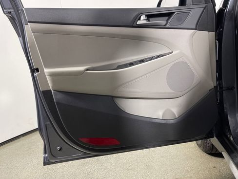 Used 2018 Hyundai Tucson SEL image 19