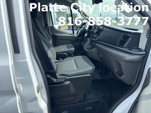 Used 2024 Ford Transit 250 Low Roof w/ Exterior Upgrade Package image 33