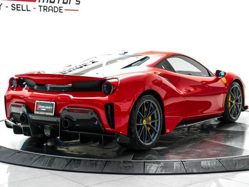 Used 2020 Ferrari 488 Pista Coupe RWD image 9