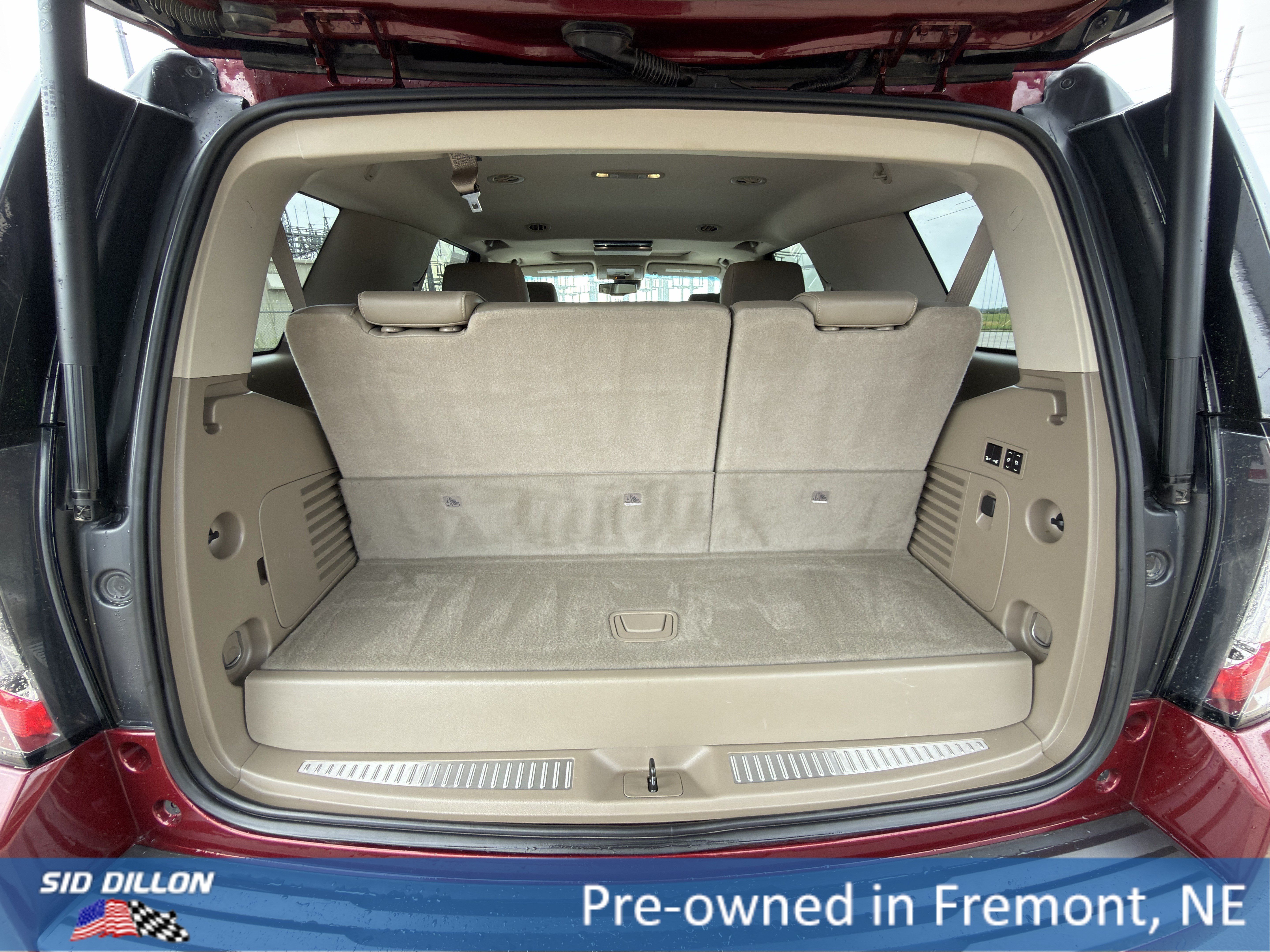 Used 2016 GMC Yukon SLT w/ Premium Edition AWD/4WD image 5