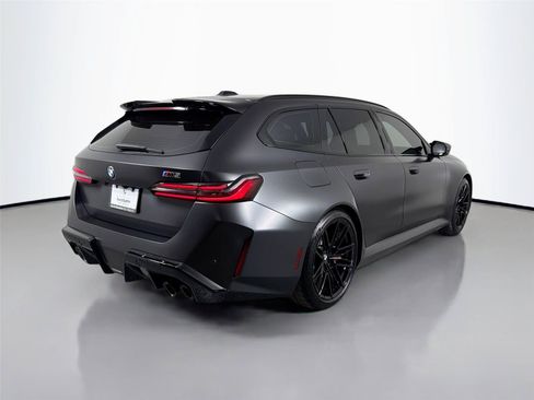 New 2027 BMW M5 Touring AWD/4WD image 5