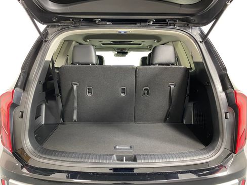Certified 2023 Kia Telluride S w/ S Sunroof Package image 33