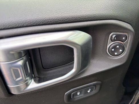 Used 2021 Jeep Wrangler Unlimited Rubicon 4xe w/ Cold Weather Group image 21