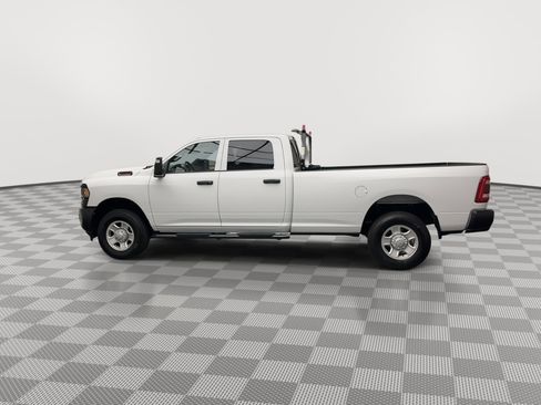 Used 2024 RAM 3500 Tradesman w/ Safety Group image 37