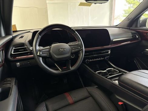 Certified 2024 Chevrolet Traverse RS image 22