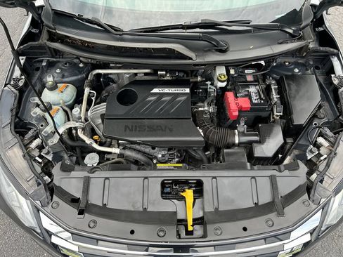 Used 2024 Nissan Rogue SV FWD image 17