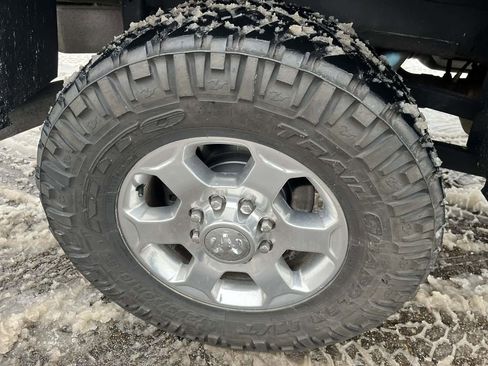 Used 2018 RAM 2500 Big Horn image 13